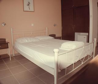 Nikolaki Rooms - Porto Rafti - 4
