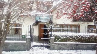 Universal Traveller's Hostel - San Carlos de Bariloche - 9