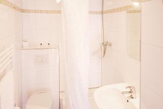 Barcelona Bed & Breakfast - Düsseldorf - 2