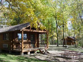 Neshonoc Lakeside Camping Resort - West Salem - 9