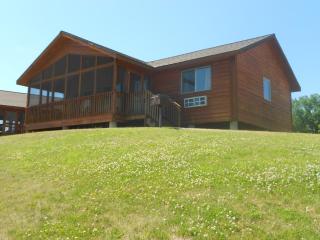 Neshonoc Lakeside Camping Resort - West Salem - 0