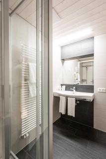 Hotel Oberland - Lauterbrunnen - 7