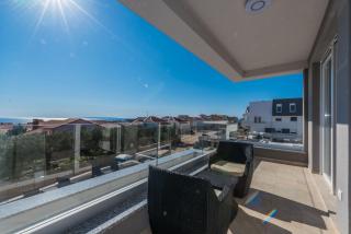Apartments with pool Villa Zora - Novalja - 2