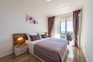 Apartments with pool Villa Zora - Novalja - 5