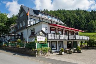 Gasthof Zur Hohen Hunau - Schmallenberg - 0