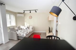The PLovediv Button Square Apartment - 8