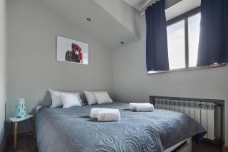 PlayHouse Apartments - 8