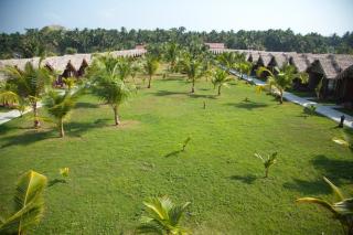 Symphony Palms Beach Resort And Spa - 9
