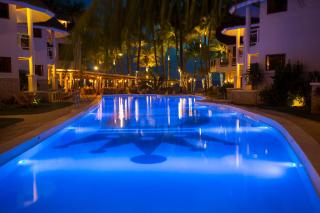 Ambassador In Paradise - 1