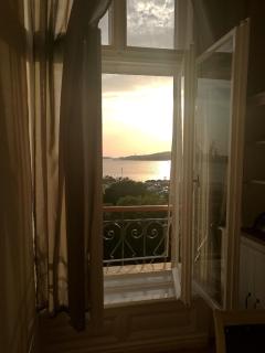 App Obrovac in the centre - with amazing sea view! - Pula - 4
