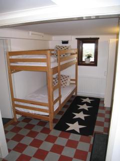 Accommodation for 2 in the center city of Lysekil - 8