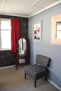 Judge Rock Exclusive Vineyard Cottage Accommodation - 1