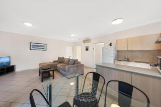 Moonlight Bay Apartments - Rye - 1