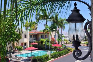 Lamplighter Inn & Suites at SDSU - 1