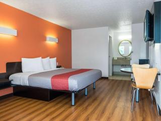 Motel 6-Columbus, OH - OSU - Columbus - 3