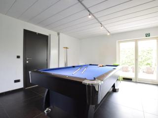 Holiday Home in Ardennes with Pool & Jacuzzi - Beausaint - 5