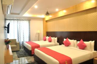 Hotel SGT Plaza - Varanasi - 7