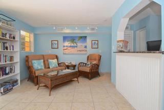 A Beach Retreat on Casey Key - Venice - 6