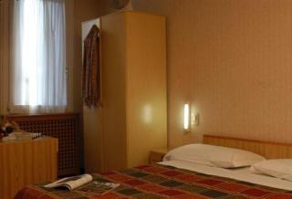 Hotel Giovannina - Mestre - 9