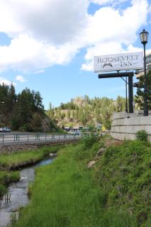 Roosevelt Inn Mount Rushmore - Keystone - 4