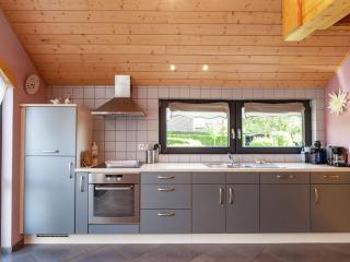 Holiday Home in Ardennes with Bubble Bath - Marcouray - 7