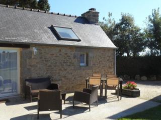 Holiday Home in Plouguin near Beaches & Pool - Plouguin - 6