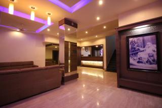 Hotel Laxmibai Palace - Shirdi - 0
