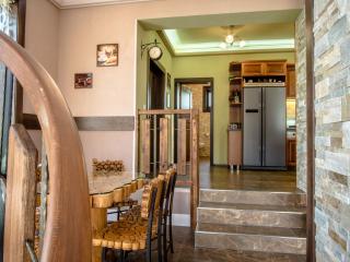 Spring Chalet - 4
