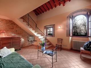Country House in Tuscany with Pool & Scenic Views - Reggello - 2