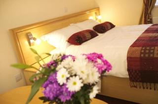 Gateway Hotel - Newport - 2
