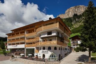 Mountain Hotel Mezdì - Colfosco - 0