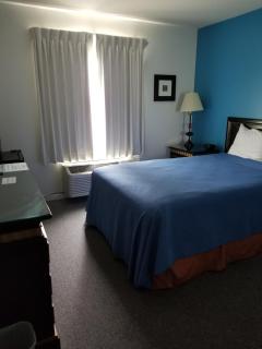 Ramada by Wyndham Williston - Williston - 3