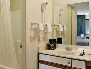 Travelodge by Wyndham Indio - 6