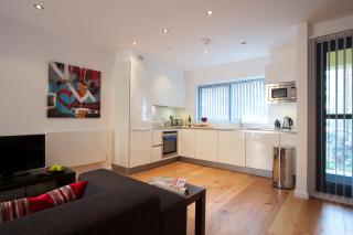 Miles Place by Viridian Apartments - London - 8