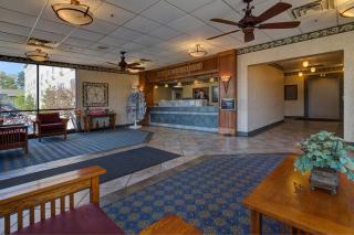 Dunes Waterfront Resort - 4