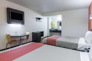Motel 6-Glassboro, NJ - Rowan University - Glassboro - 1
