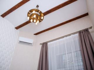 Apartment in the city center in the house with Atlantes - Odessa - 5