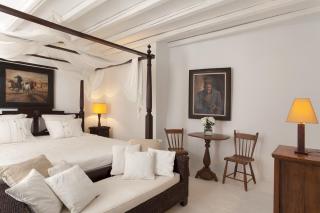 Beachfront Mykonos Guest House - Ornos - 9