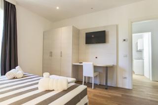Hotel Houston Suites - Rímini - 8