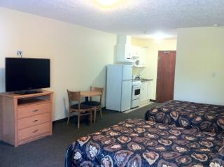 Circle 6 Motel - Weyburn - 7