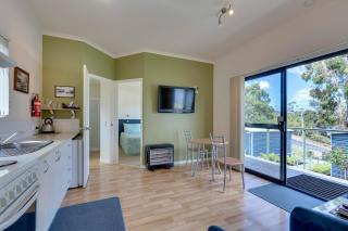 Port Huon Cottages - Port Huon - 8