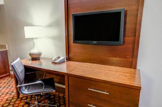 Comfort Suites Concord Mills - 9