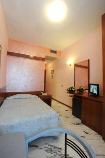 Hotel Excelsior - Latina - 8