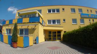 Motel Am Highway - Althengstett - 0