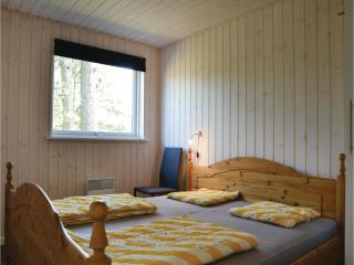 Three-Bedroom Holiday Home In Grasted - 1