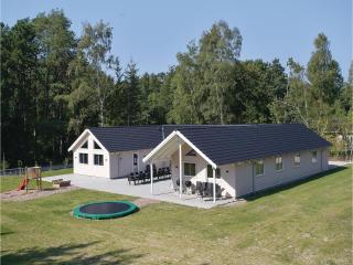 Holiday Home Frederiksværk - 01 - Melby - 9
