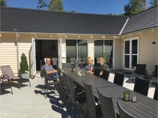 Holiday Home Frederiksværk - 01 - Melby - 2