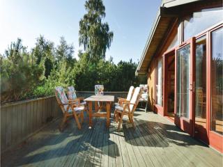 Two-Bedroom Holiday Home In Hojby - Højby - 6