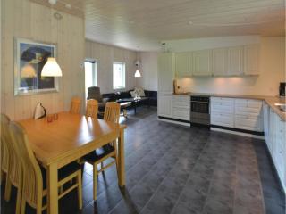 Three-Bedroom Holiday Home In Ronde - Rønde - 4