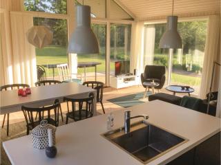Three-Bedroom Holiday Home In Ebeltoft - Ebeltoft - 7